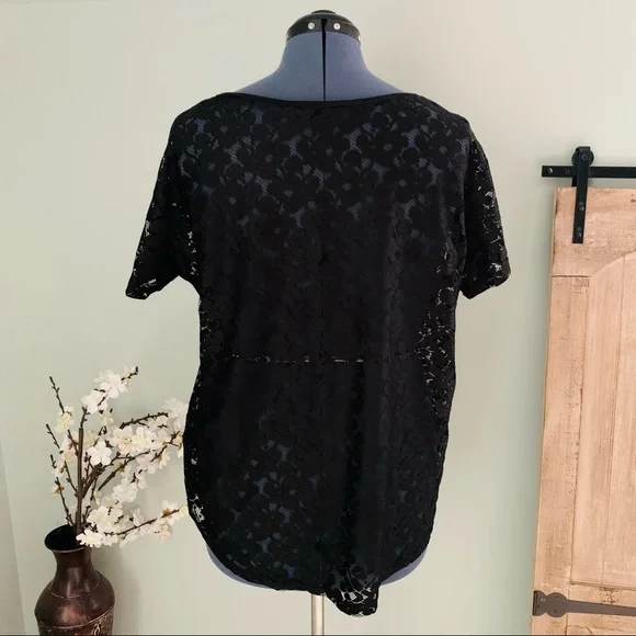 H&M Black Lace Hi Low Tee Size L - Picture 2 of 3